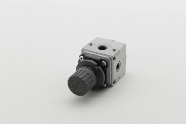 Regulator 1/4" MC104-R00 utan skruv